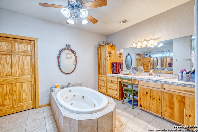 Listing photo id 8 for 498 Camino Del Rancho
