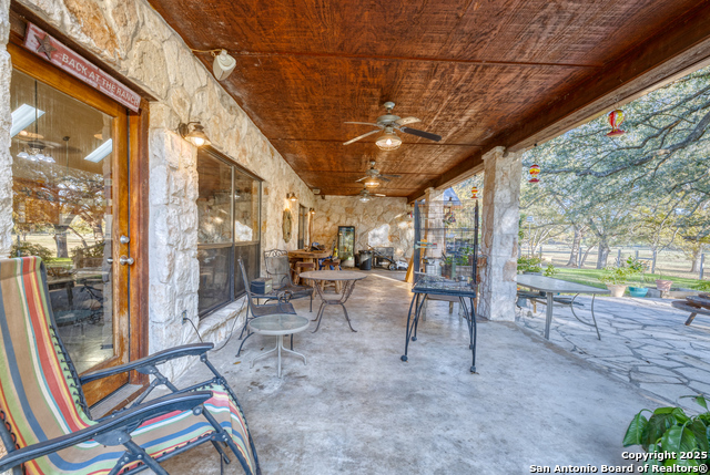Listing photo id 18 for 498 Camino Del Rancho