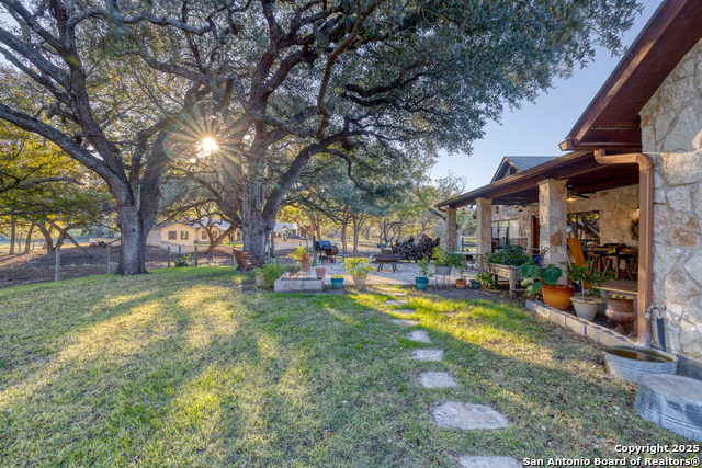 Listing photo id 20 for 498 Camino Del Rancho