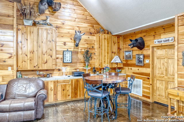 Listing photo id 2 for 498 Camino Del Rancho