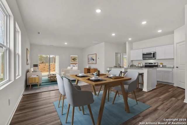 Listing photo id 2 for 12841 Winding Pear Lane