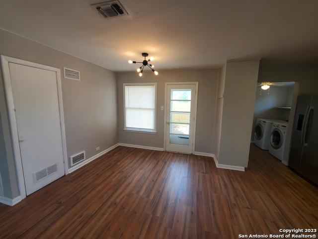 Image 5 of 22 For 654 Santa Monica