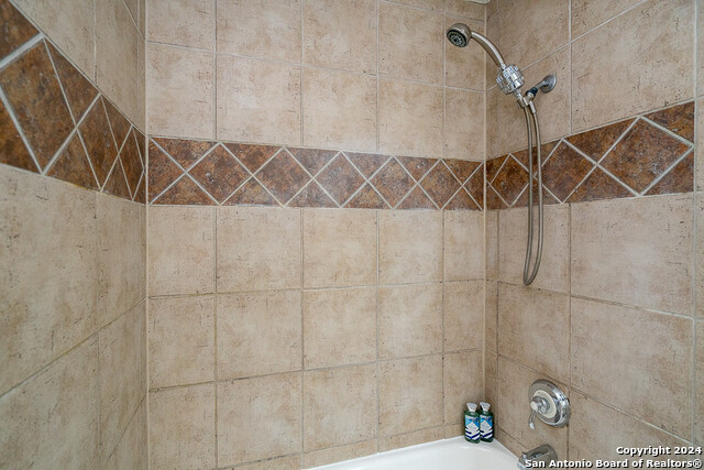 Listing photo id 23 for 4212 Medical Dr  109