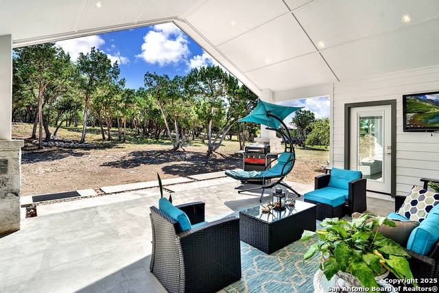 Image 29 of 38 For 115 Sendera Way