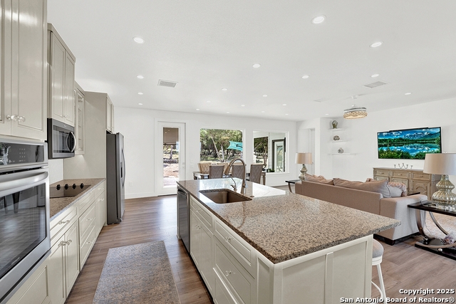 Image 9 of 38 For 115 Sendera Way