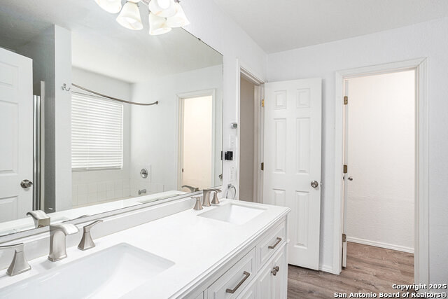 Image 14 of 29 For 10131 Cedarcliff