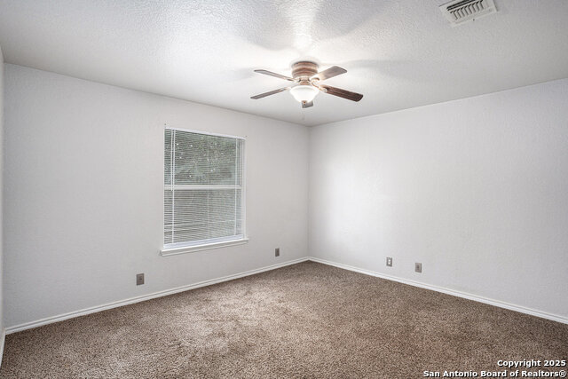Image 22 of 29 For 10131 Cedarcliff