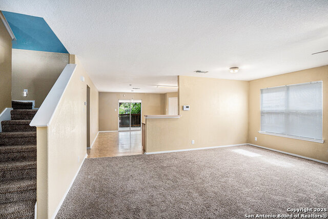 Image 5 of 29 For 10131 Cedarcliff