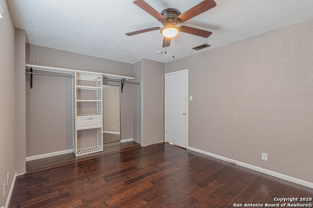 Image 19 of 40 For 5832 Archwood