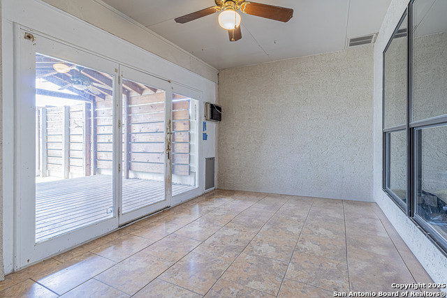 Image 34 of 40 For 5832 Archwood
