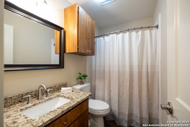 Image 16 of 27 For 1143 Flaman Rd