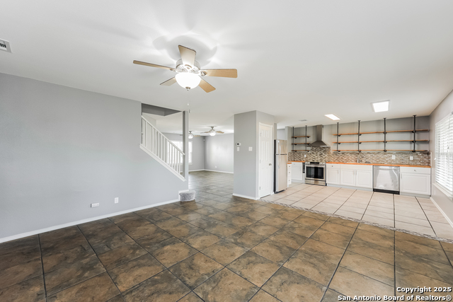 Image 6 of 17 For 6850 Rebel Grove