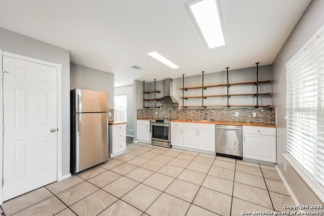 Image 7 of 17 For 6850 Rebel Grove