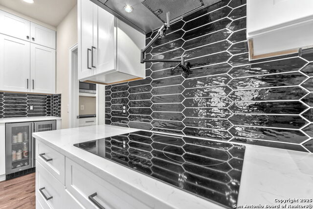 Listing photo id 16 for 21806 Dolomite