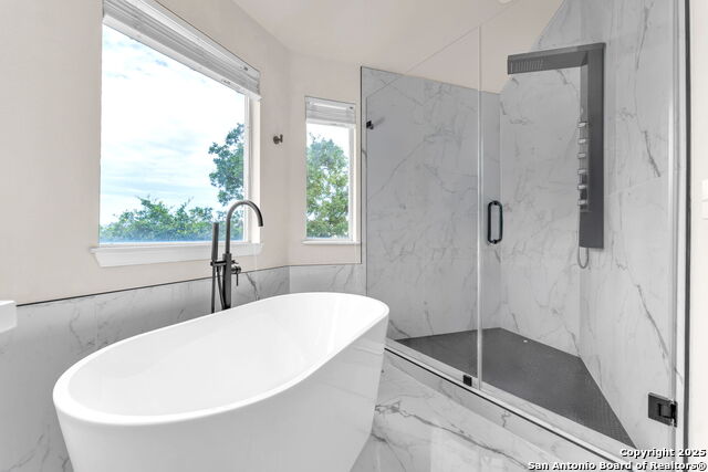 Listing photo id 31 for 21806 Dolomite