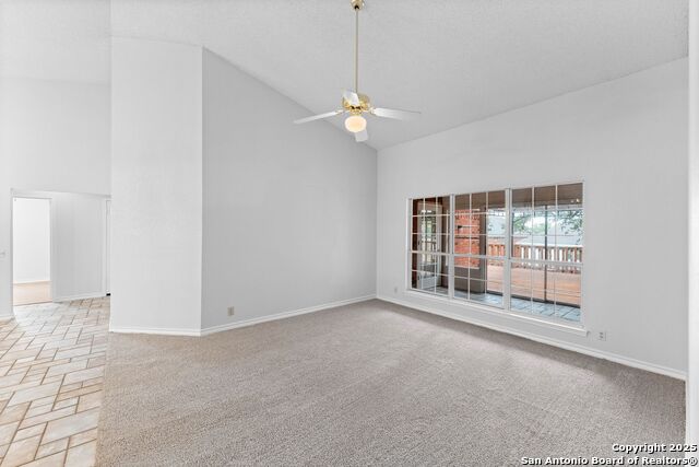 Image 11 of 60 For 919 Lightstone Dr