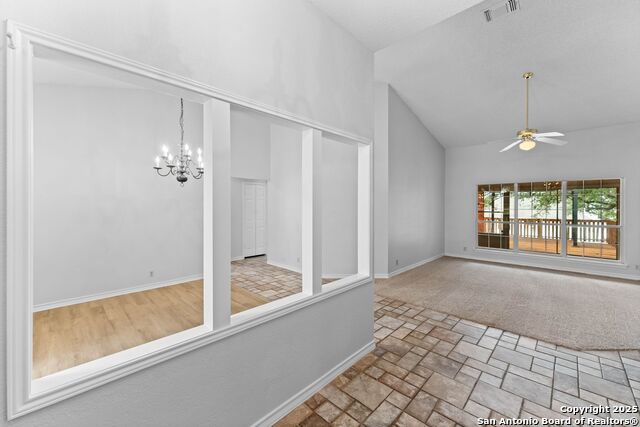 Image 16 of 60 For 919 Lightstone Dr