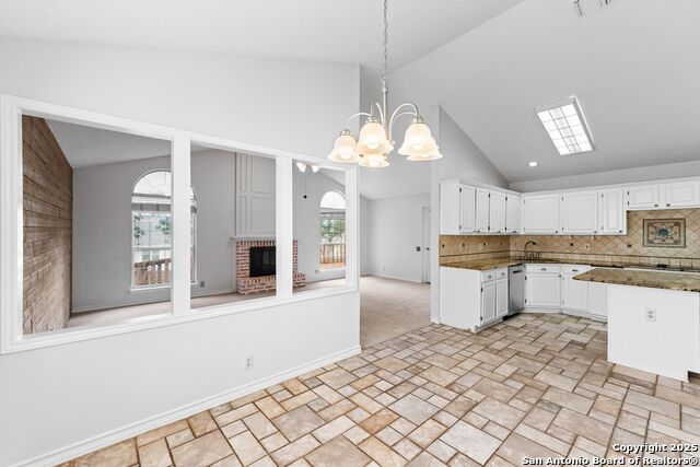 Image 18 of 60 For 919 Lightstone Dr
