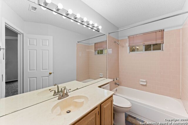 Image 28 of 60 For 919 Lightstone Dr