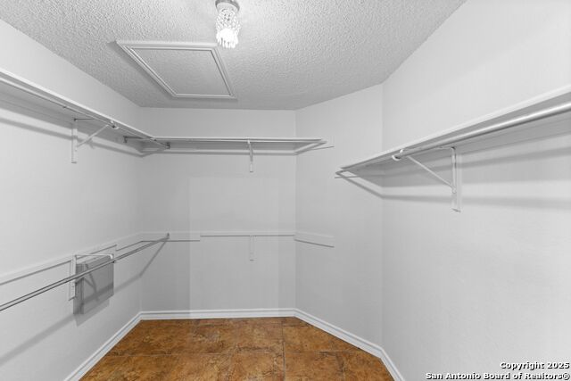 Image 42 of 60 For 919 Lightstone Dr