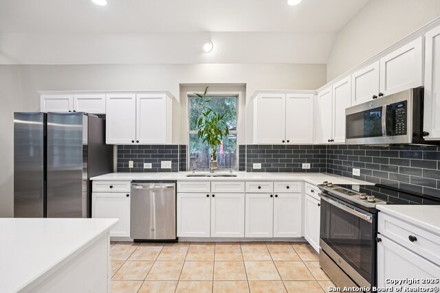 Image 15 of 50 For 25407 Mesa Crst