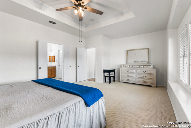Listing photo id 13 for 26239 Lost Creek Way