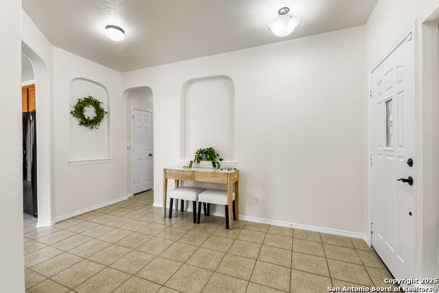 Listing photo id 0 for 26239 Lost Creek Way