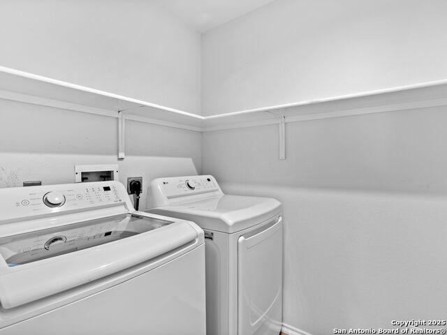 Image 30 of 41 For 5 Greta Dr  