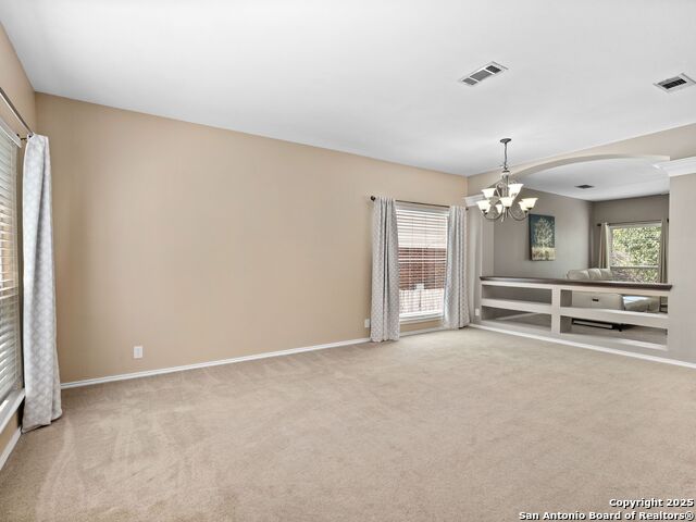 Image 7 of 41 For 5 Greta Dr  