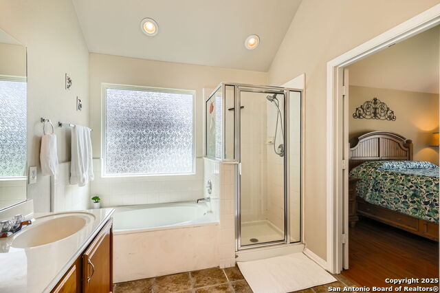 Listing photo id 11 for 8754 Stoney Brook