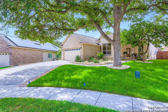 Listing photo id 0 for 8754 Stoney Brook