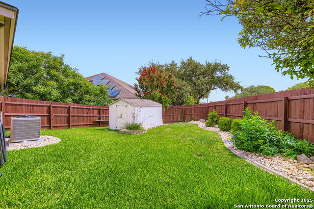 Listing photo id 21 for 8754 Stoney Brook