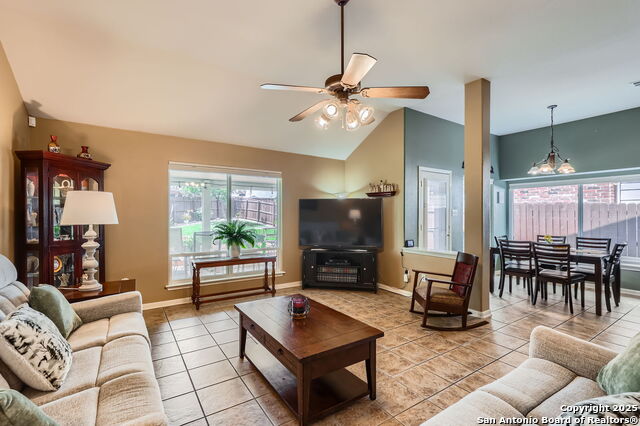 Listing photo id 5 for 8754 Stoney Brook