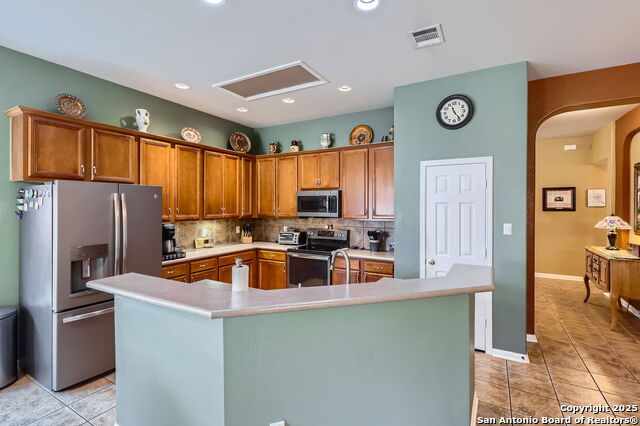 Listing photo id 7 for 8754 Stoney Brook