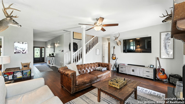 Listing photo id 21 for 130 Oak Ridge