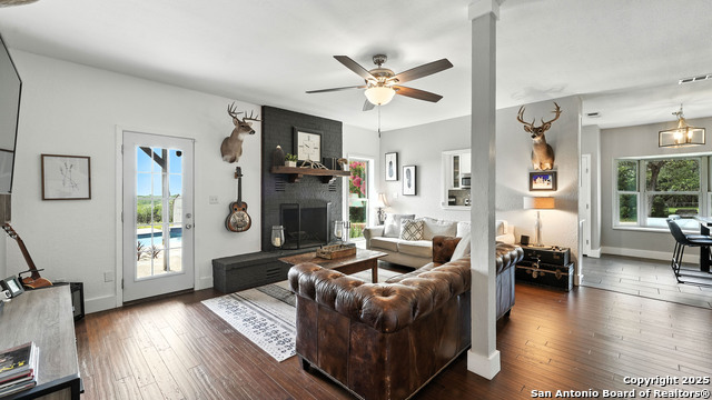 Listing photo id 23 for 130 Oak Ridge