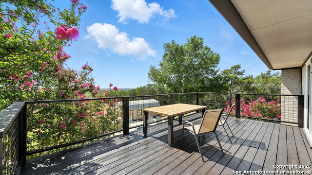 Listing photo id 33 for 130 Oak Ridge