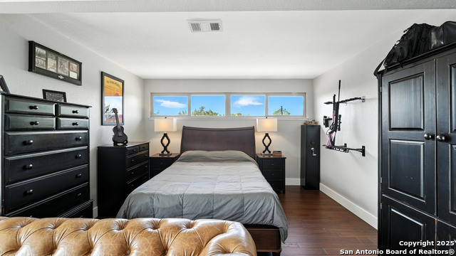 Listing photo id 38 for 130 Oak Ridge