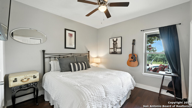 Listing photo id 42 for 130 Oak Ridge