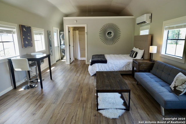 Listing photo id 44 for 130 Oak Ridge