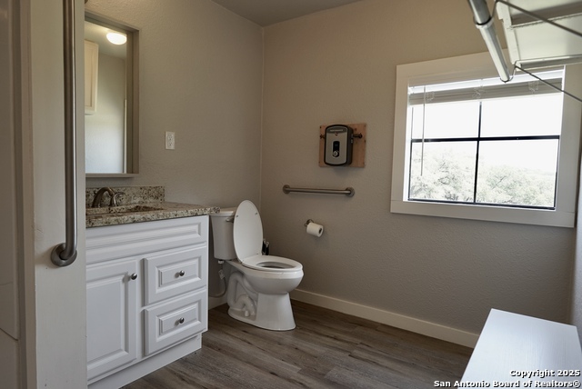 Listing photo id 47 for 130 Oak Ridge