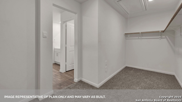 Image 26 of 36 For 211 Las Lomas