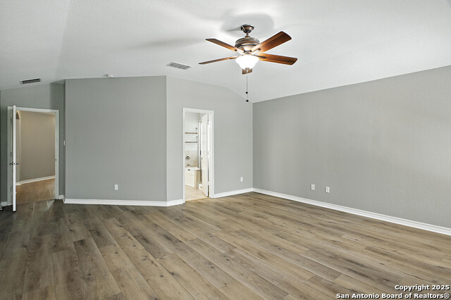 Listing photo id 28 for 13611 Tahoe Vista