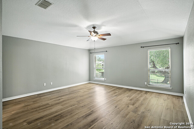 Listing photo id 29 for 13611 Tahoe Vista