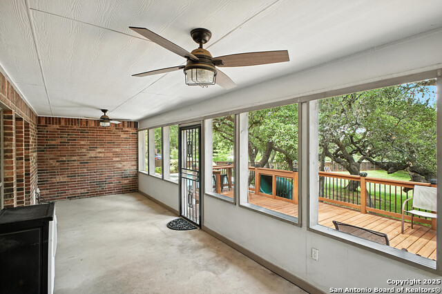 Listing photo id 38 for 13611 Tahoe Vista