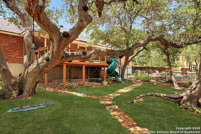 Listing photo id 43 for 13611 Tahoe Vista