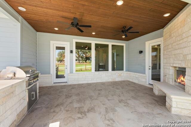 Listing photo id 25 for 8131 Wellstone