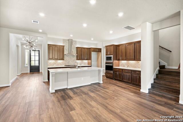 Listing photo id 5 for 8131 Wellstone