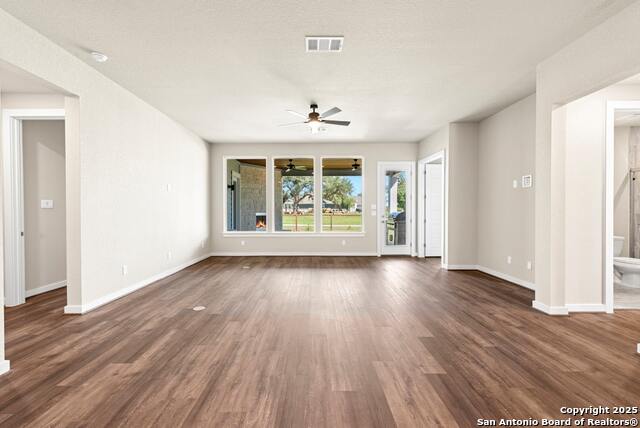 Listing photo id 6 for 8131 Wellstone