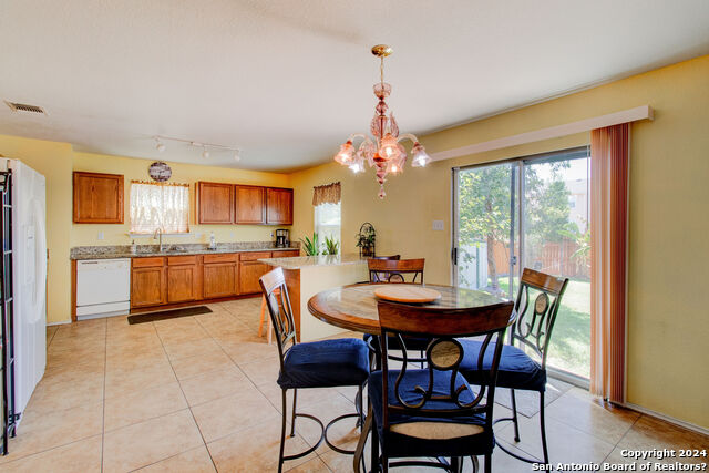 Image 10 of 21 For 7411 Copper Cove